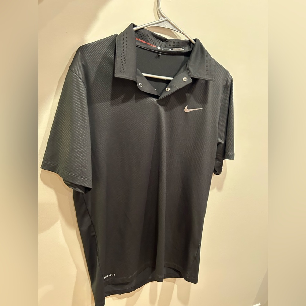 Men’s Small Tiger Woods Polo Golf shirt Nike